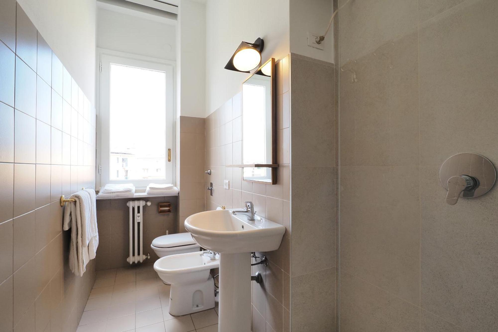 Elegant Moscova Apt Milano Esterno foto