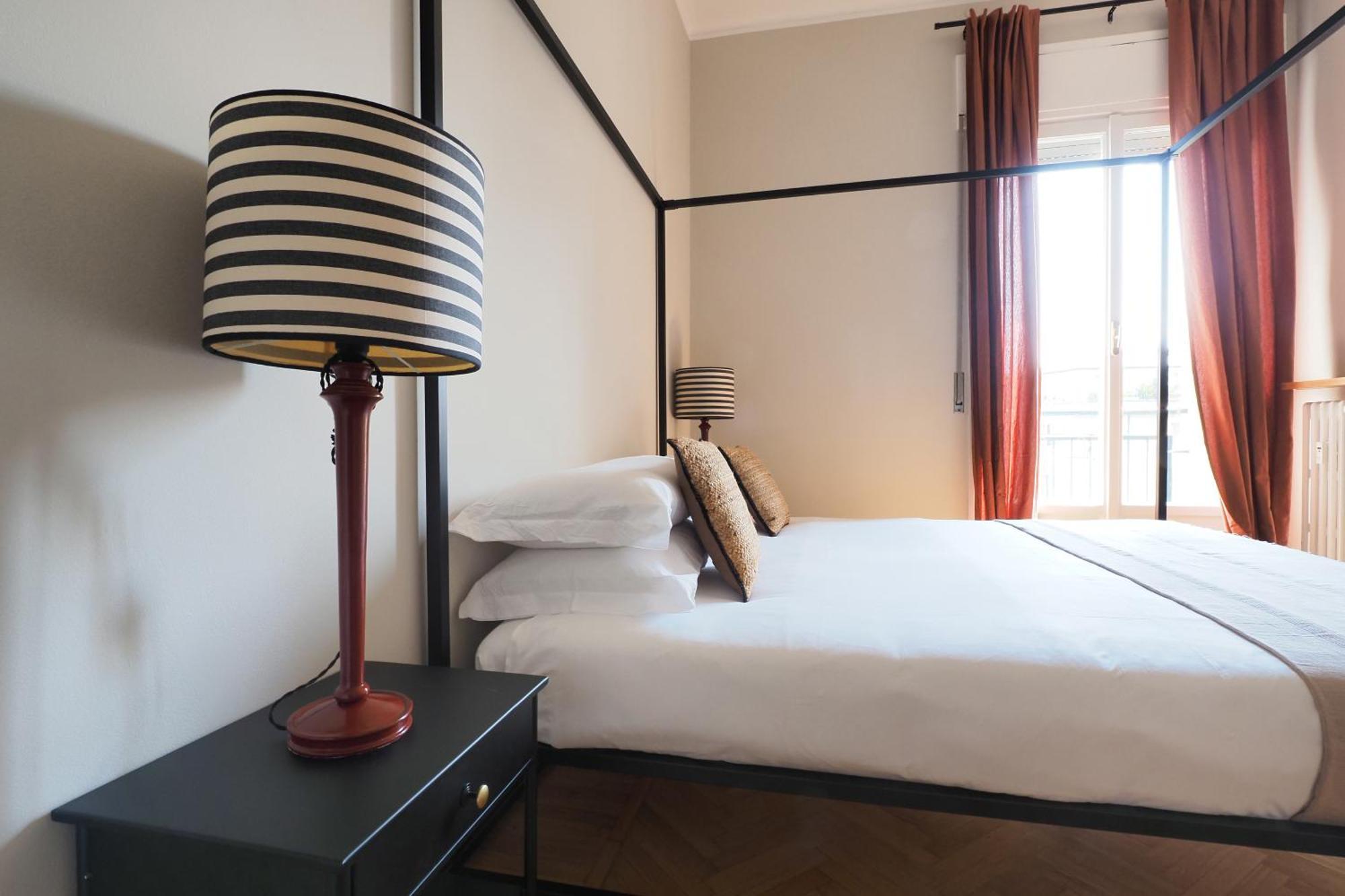 Elegant Moscova Apt Milano Esterno foto