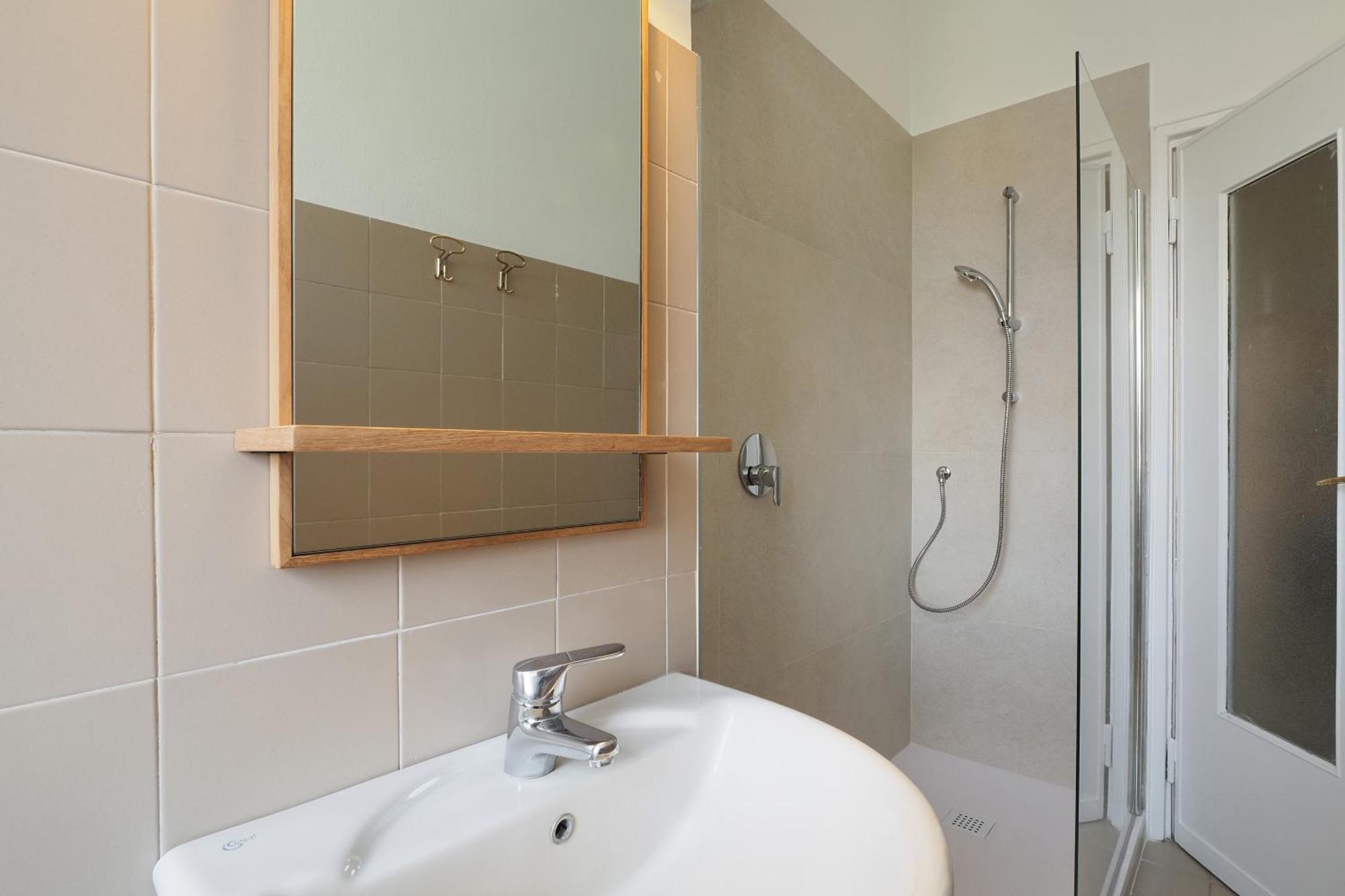 Elegant Moscova Apt Milano Esterno foto