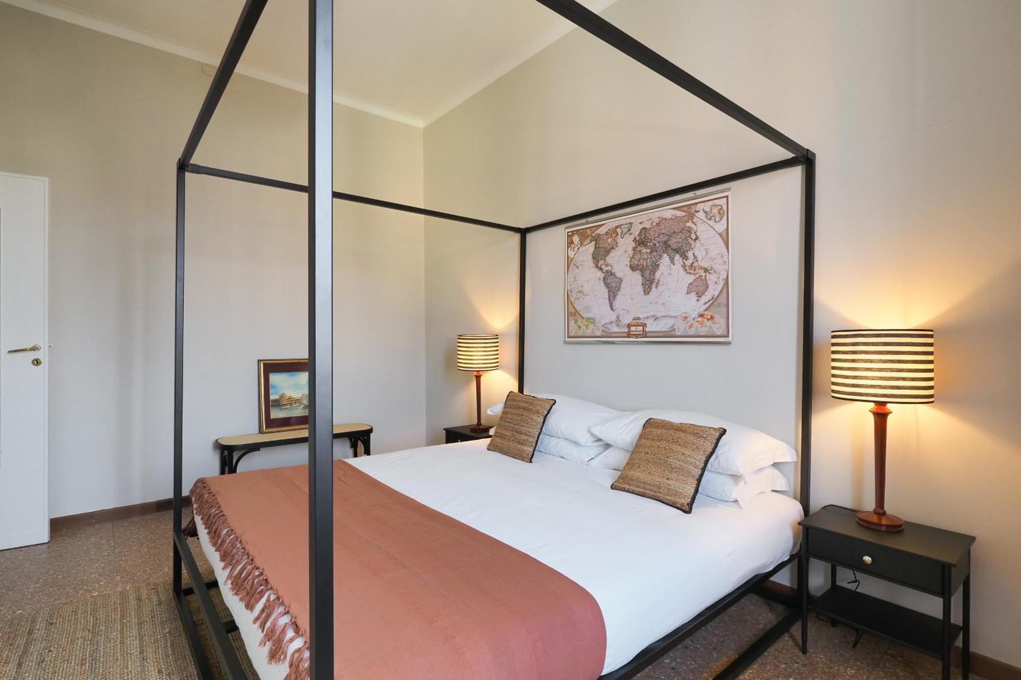 Elegant Moscova Apt Milano Esterno foto